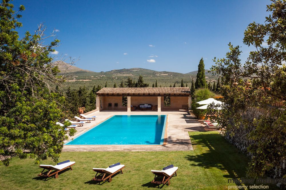 Finca en alquiler medina mallorca 24