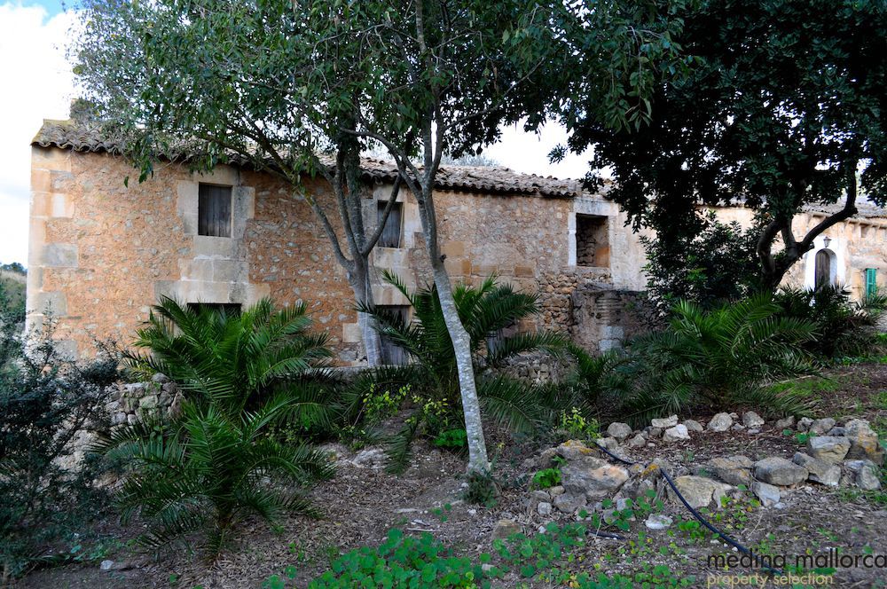 Finca historica cerca de Sant Llorenc medina mallorca 11