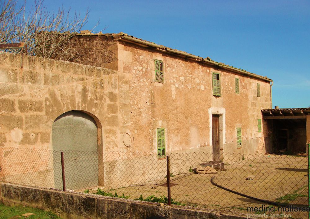 finca antigua para reformar medina mallorca 2