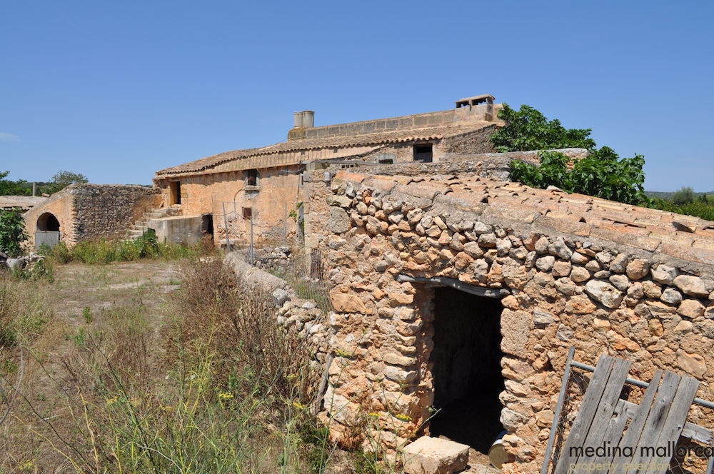 finca para reformar en el este de mallorca medina mallorca 4