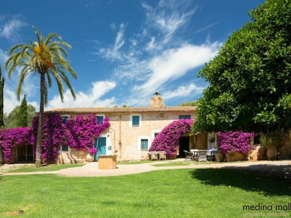 preciosa finca varias edificaciones manacor medina mallorca 1